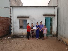 Chung tay với HSSV vượt khó