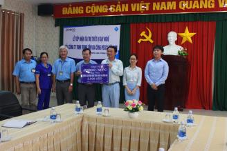 POSCO VHPC Đồng Nai tài trợ máy vi tính cho Thư viện điện tử của Trường.